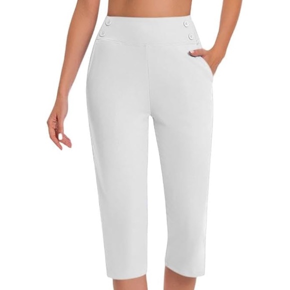 Pants - Women's White Cropped Pants